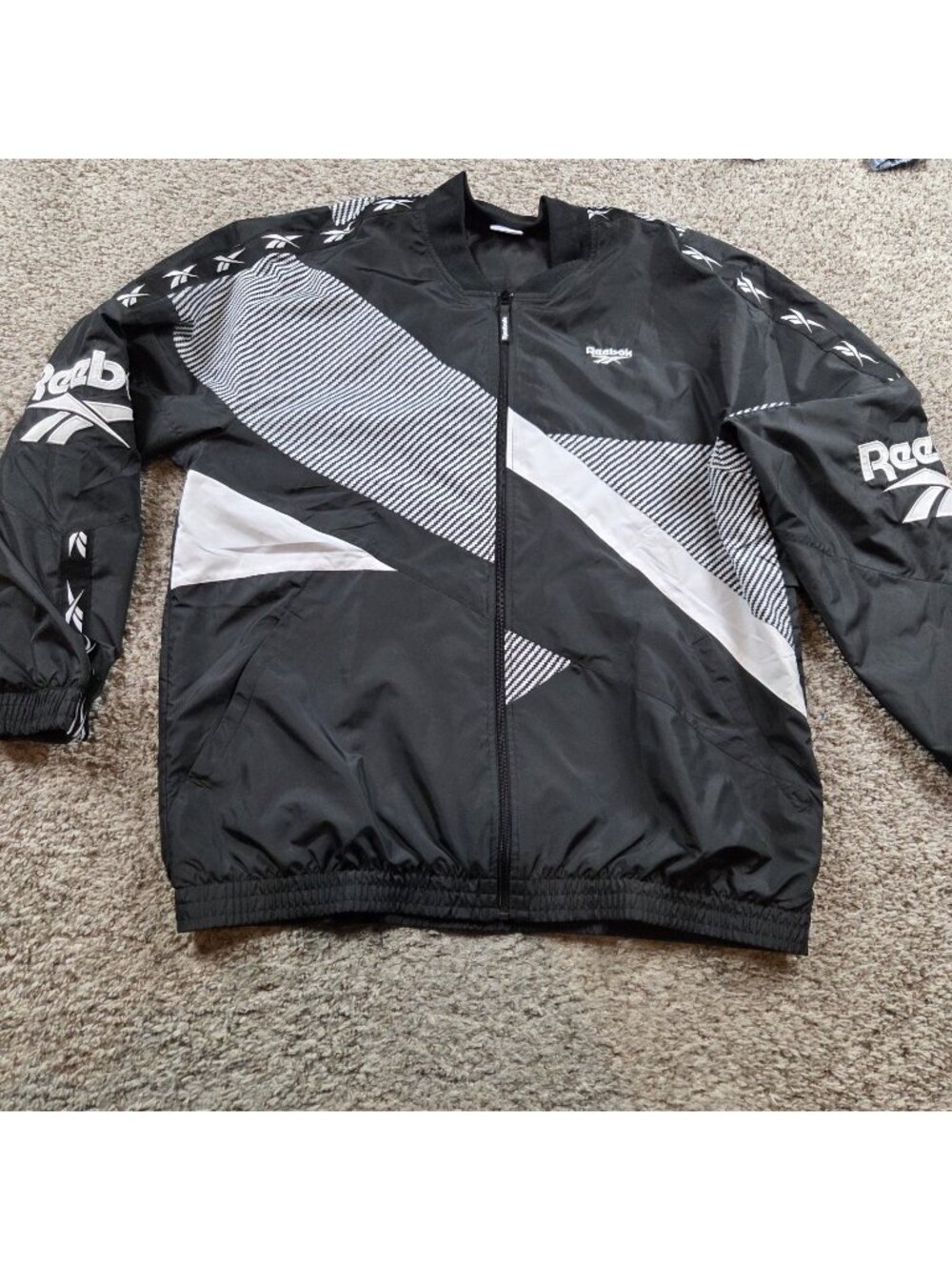 Reebok Windbreaker Mens Large Black White Full Zip Retro Colorblock Vented